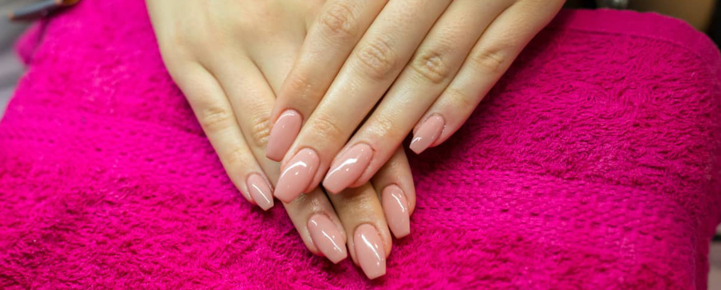 How Thick Should Gel Nails Be?
